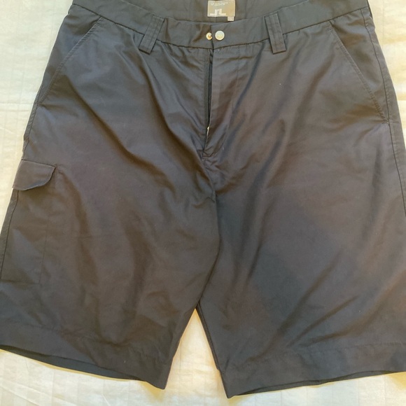 Men’s J Lindeberg golf shorts - Picture 2 of 3